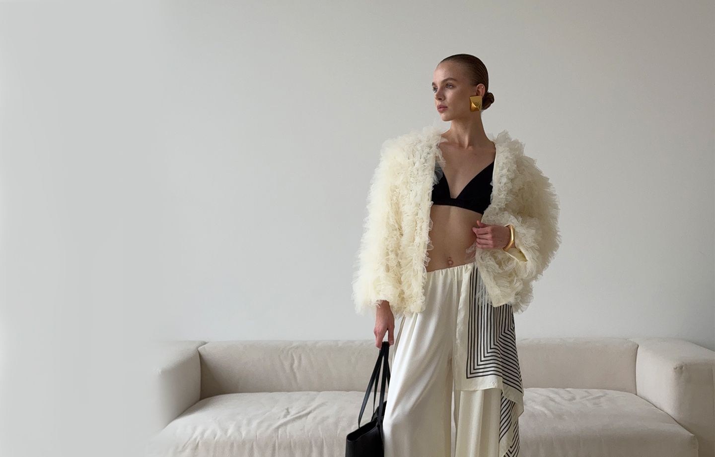 <span style="color:white;">Summer<br> Vibes</span>